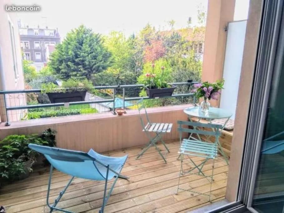 Appartement De Charme, Garage, Terrasse, Piscine Lyon Exterior foto